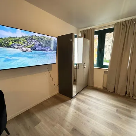 Apartment Spot Zimmer24frei In Köln